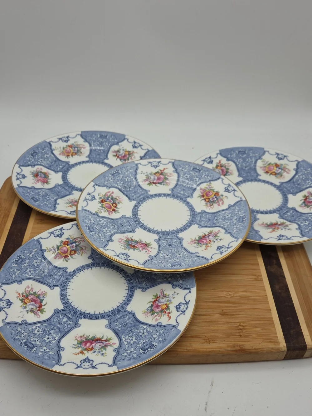 Set of 4 1920s Crown Staffordshire Bone China Gilt 8